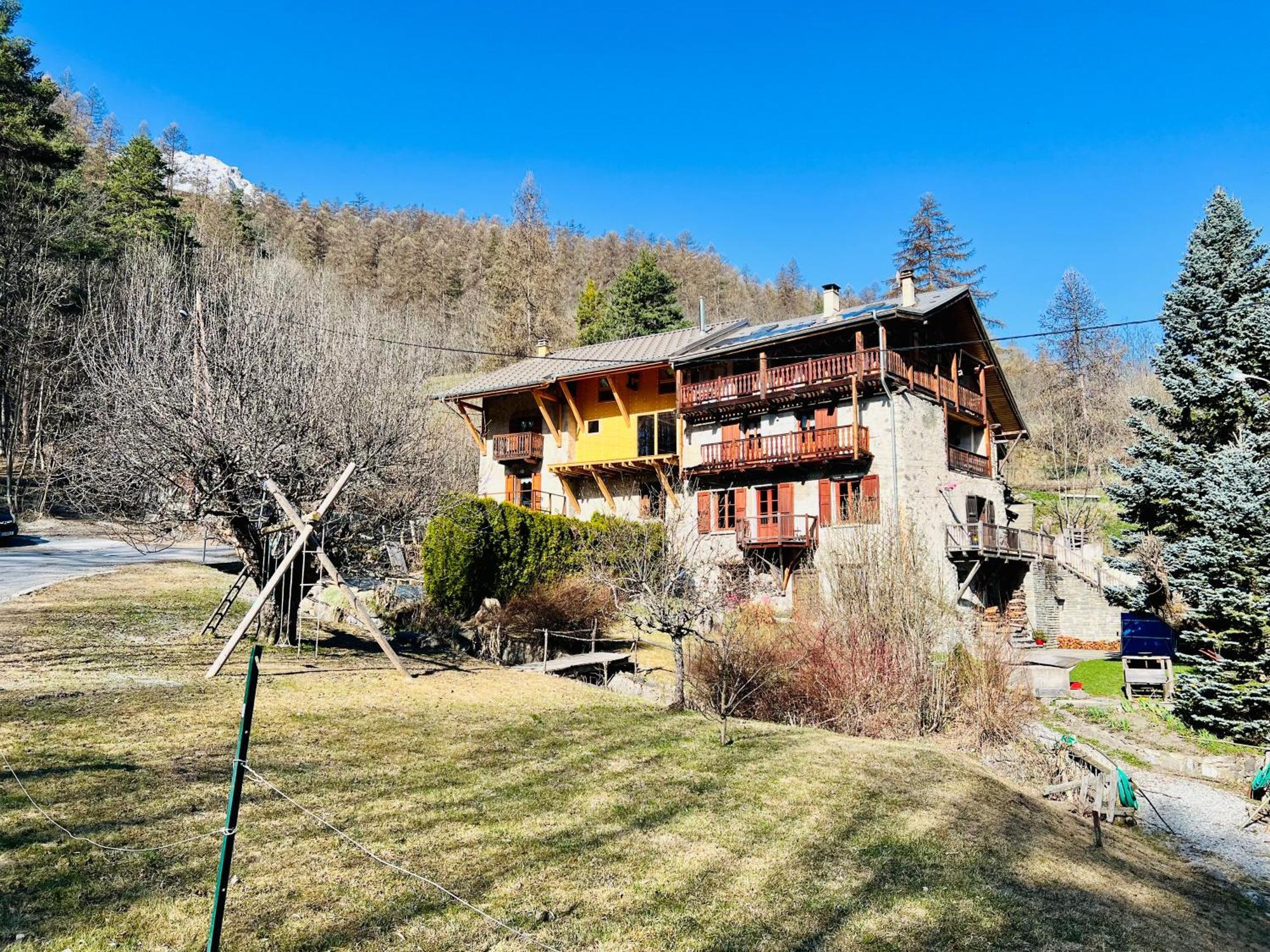 Charmante Maison De Montagne Бриансон Экстерьер фото